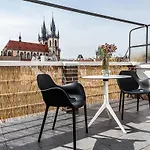 Daire With Breathtaking View Prag