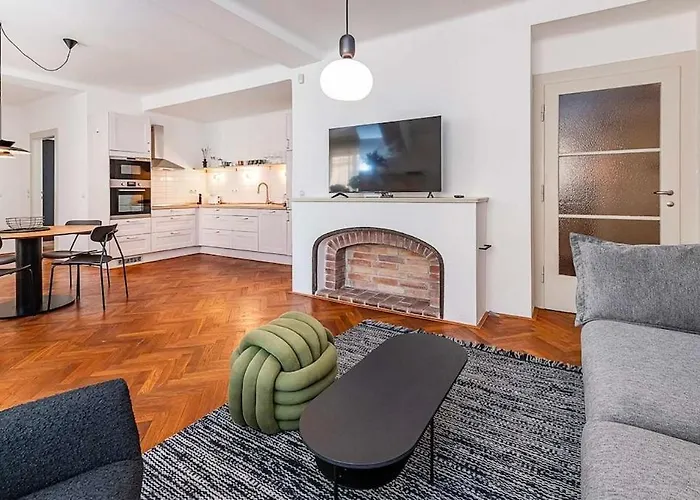 Appartamento With Breathtaking View Praga